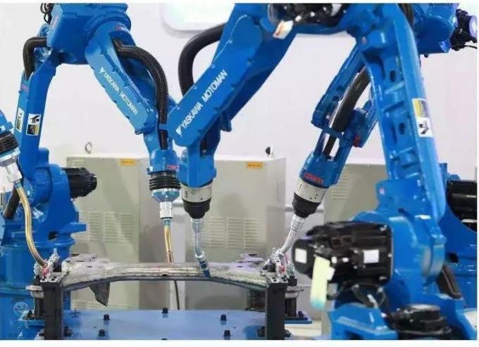 Yaskawa Arm Robot Loading Yaskawa Motoman Ar1440 Laser Processing 
