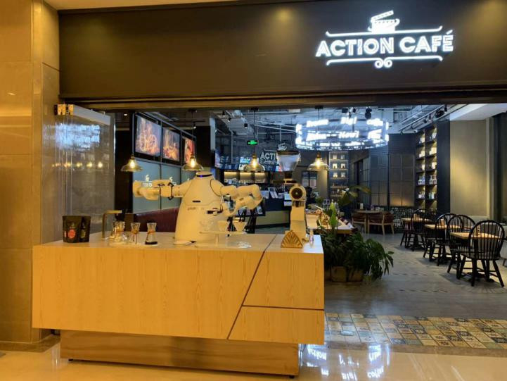 Robot Coffee Maker Machine 60 Cups Shopping Mall Make Pour Over Coffee Automatic Cleaning