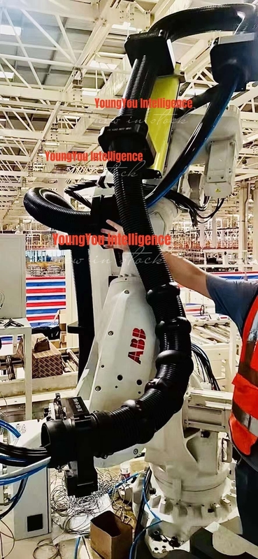 Mechanical Abb Robot Arm For Sale ABB IRB 6700 Dispensing Battery Pack Line 2600mm