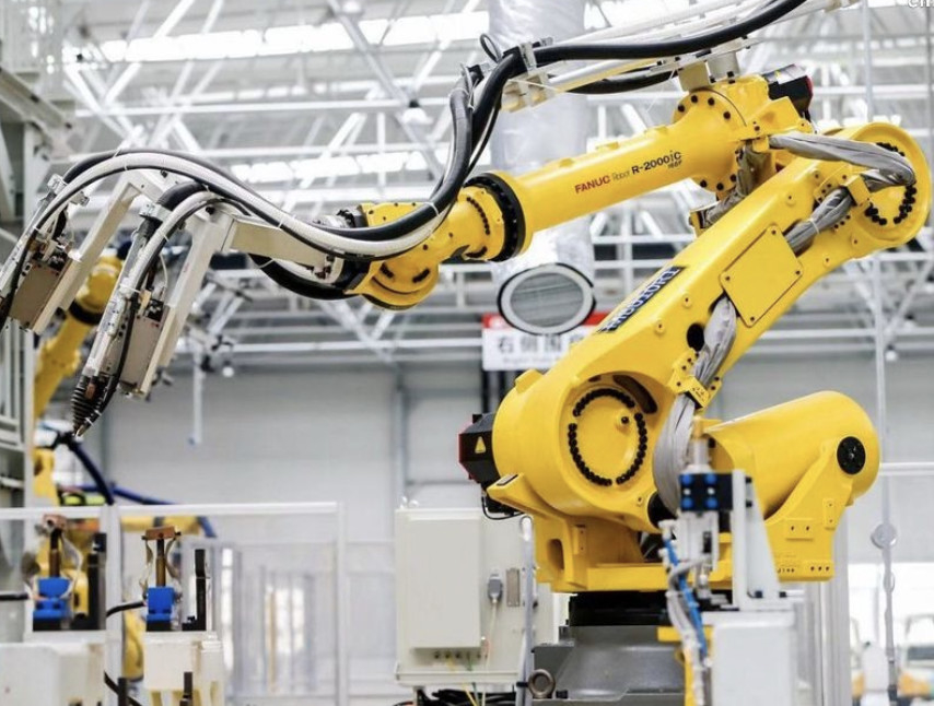 Fanuc 165F Grad Robot Arm Industrial With Super-Long Arm Span Of 2655mm 165kg Payload