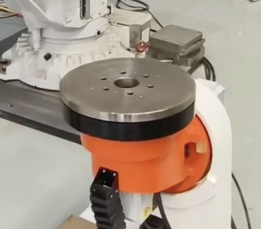 Fanuc Robot Positioner Robot Capable Of Sea Transportation Plastic Spraying Treatment On Steel