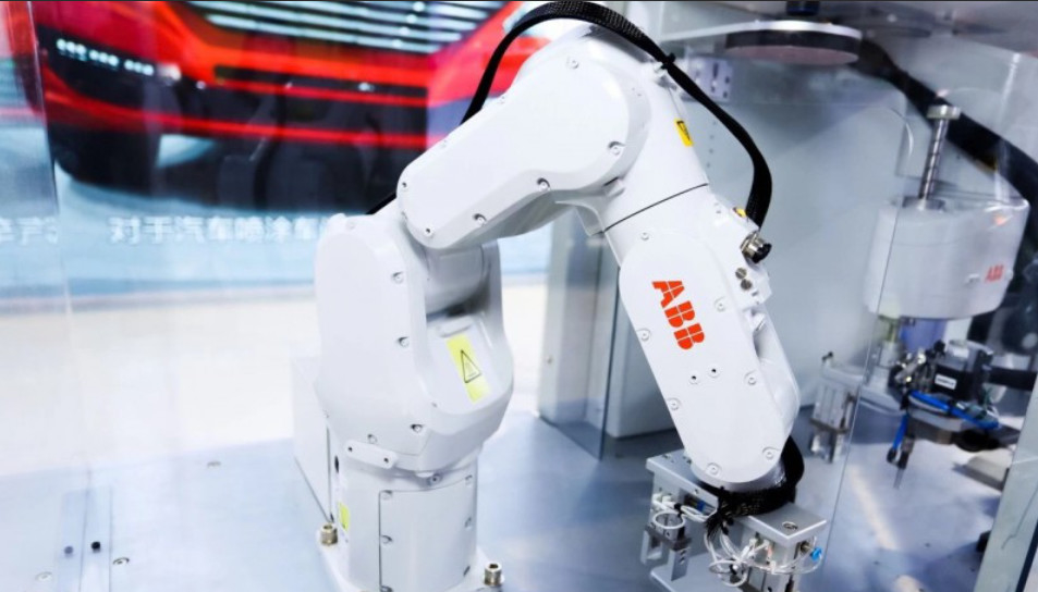 Six-Axis Abb Robot Arm Carving Shaping IRB 8700 Robot Is Palletizing Welding Automotive Factories